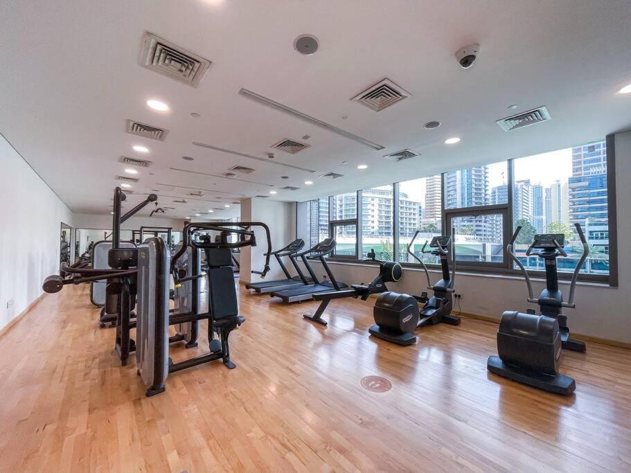 Marina Dreams With A Tropical Twist Apartment Dubai